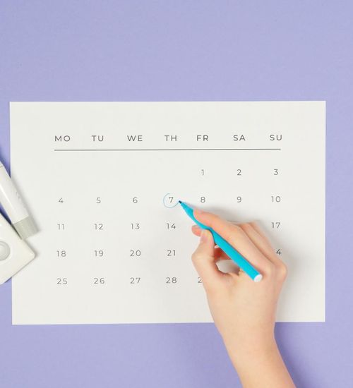 A stylized calendar icon representing daily routine and consistency.